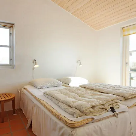 Holiday home Nille - 100m From The Sea In Nw Jutland By Interhome