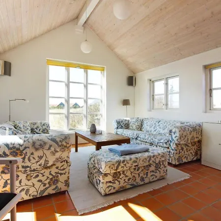 Holiday home Nille - 100m From The Sea In Nw Jutland By Interhome
